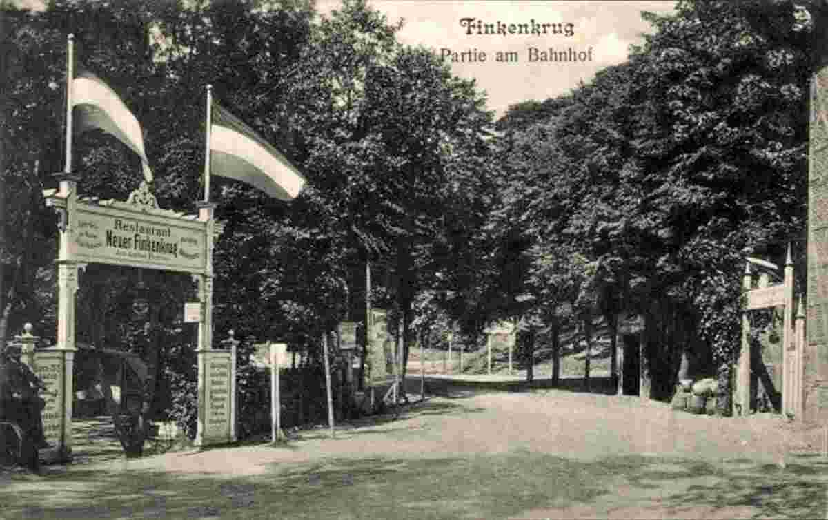 Falkensee. Finkenkrug - Restaurant, strasse auf Bahnhof
