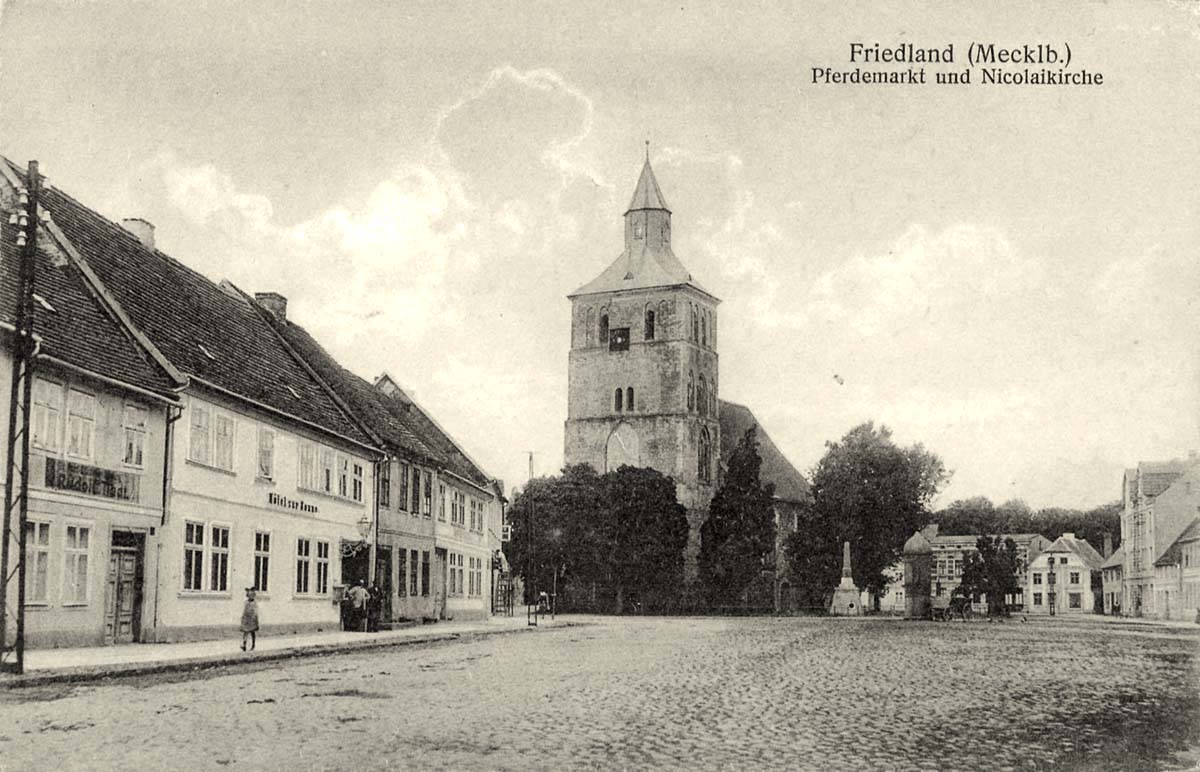 Friedland. Pferdemarkt und Nikolaikirche