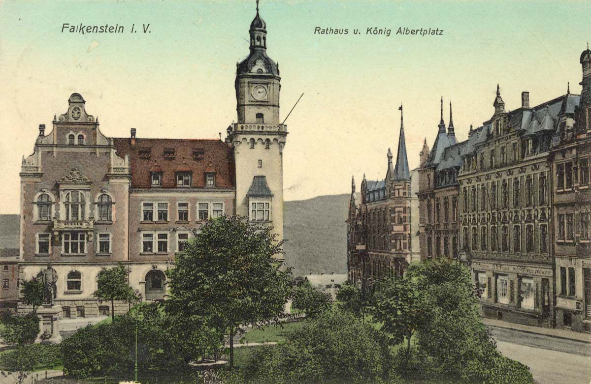 Falkenstein (Vogtl). Rathaus und König Albertplatz, 1912