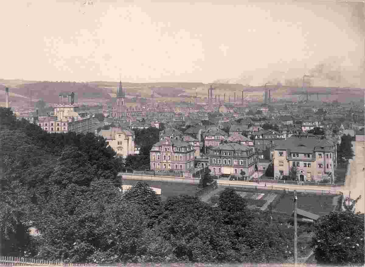 Freital. Deuben - Blick auf Egermühle, Christuskirche und Gußstahlwerk, 1914