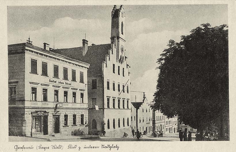 Grafenau (Niederbayern). Gasthof Johann Schraml, Stadtplatz, 1944