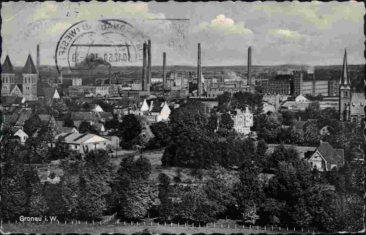 Gronau. Blick von Stadt und Fabrikanlagen, 1961