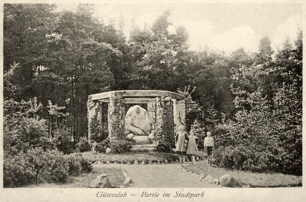 Gütersloh. Kriegerdenkmal siegreiche Völkerschlacht, 1917