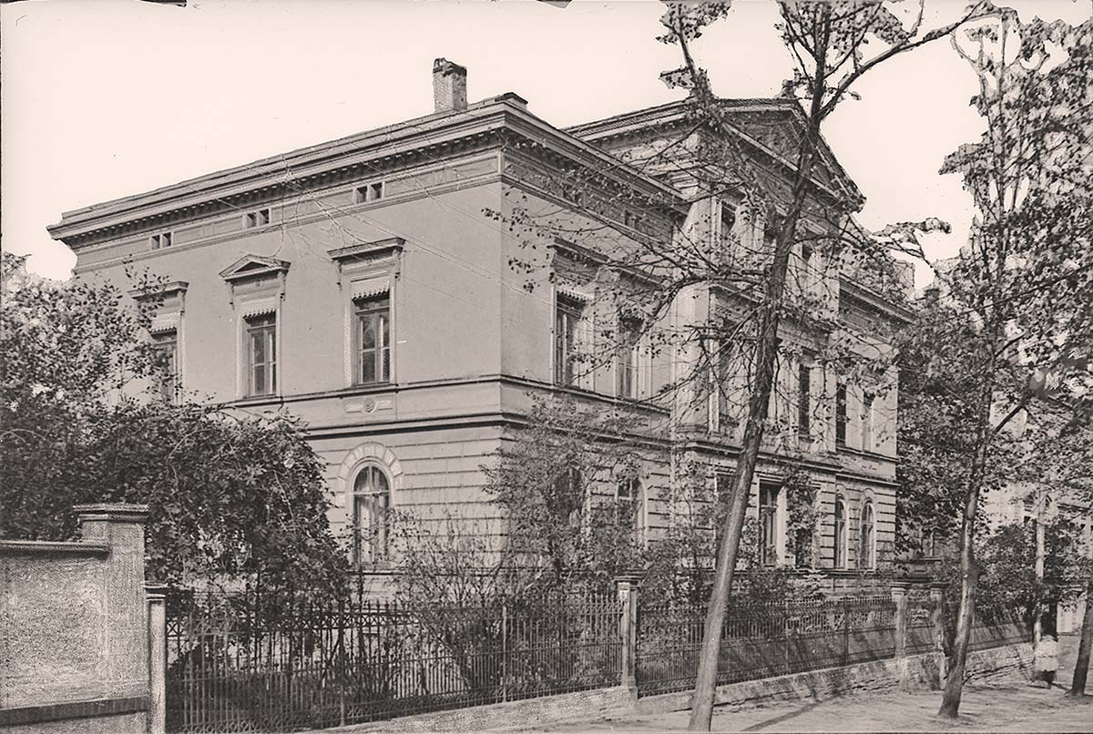 Glauchau. Villa am Rudolf-Breitscheid-Straße 3, erbaut 2. Hälfte 19. Jahrhundert, 1917