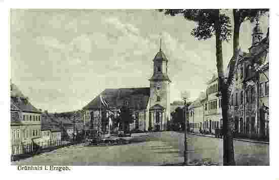 Grünhain-Beierfeld. Platz mit Kirche
