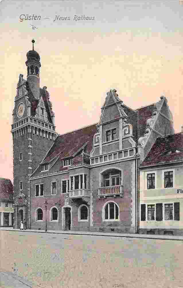 Güsten. Markt mit Neues Rathaus, 1911