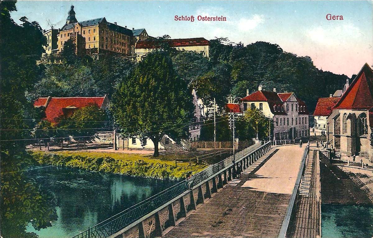 Gera. Panorama der Stadt mit Brücke