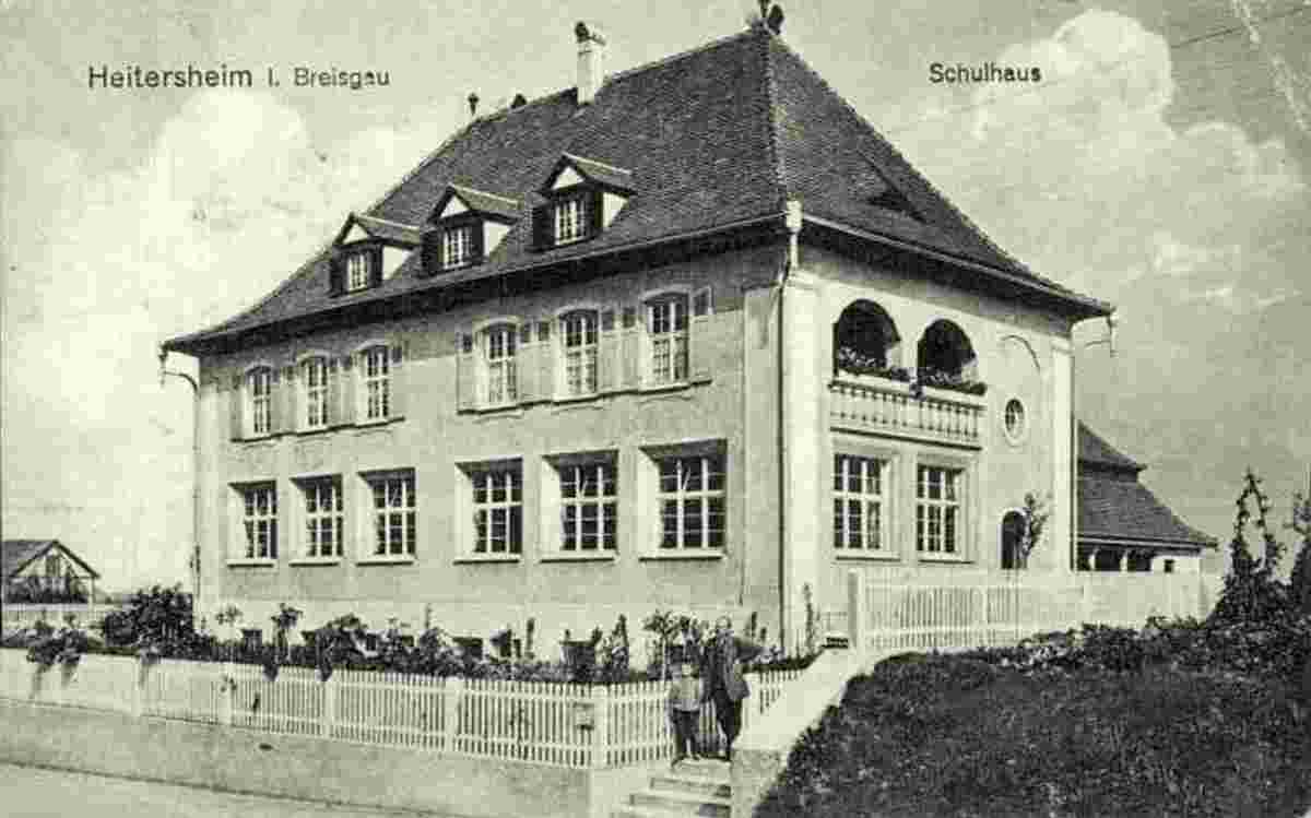 Heitersheim. Schulhaus