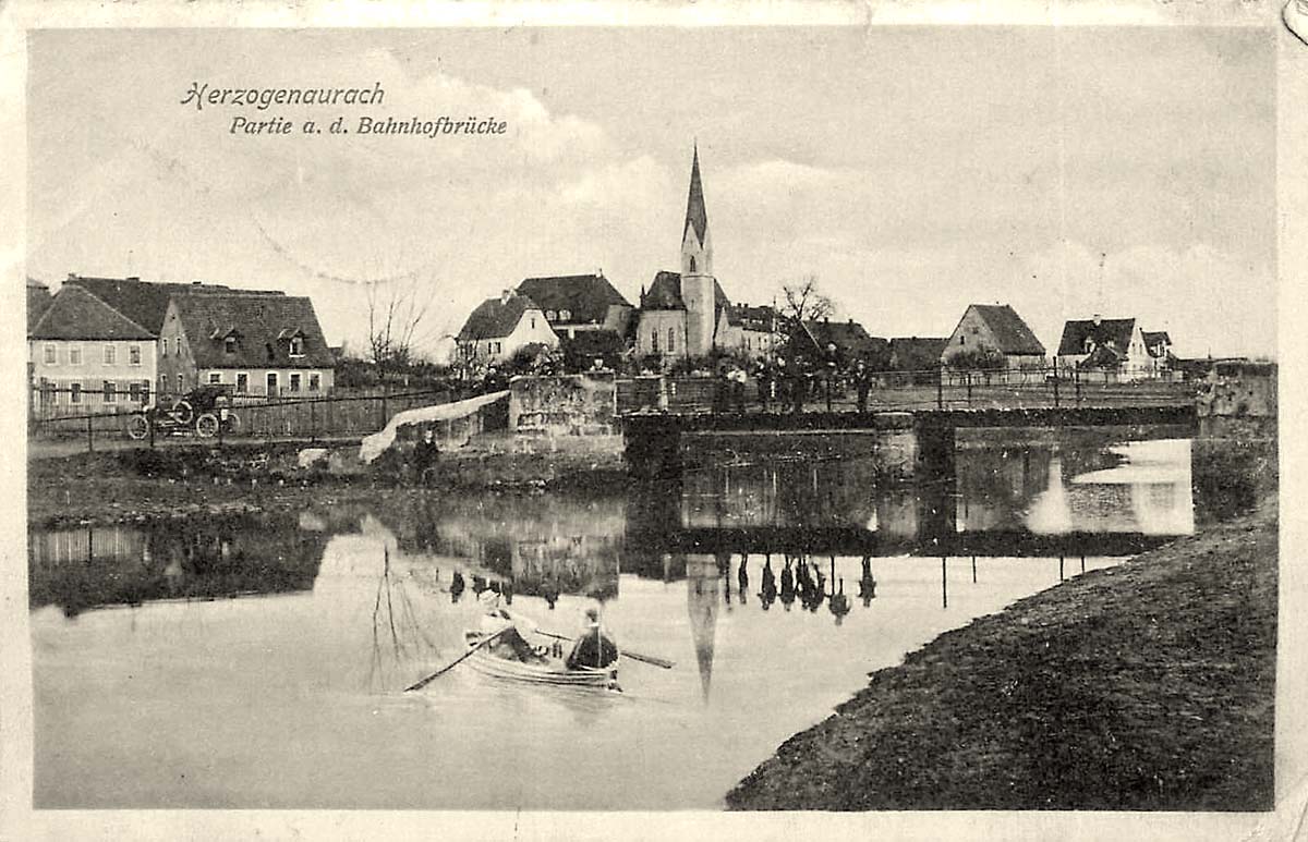 Herzogenaurach. An der Bahnhofbrücke