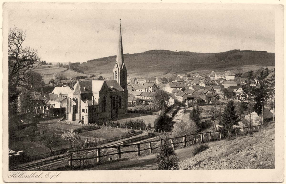 Hellenthal. Ortsansicht mit Kirche, 1930