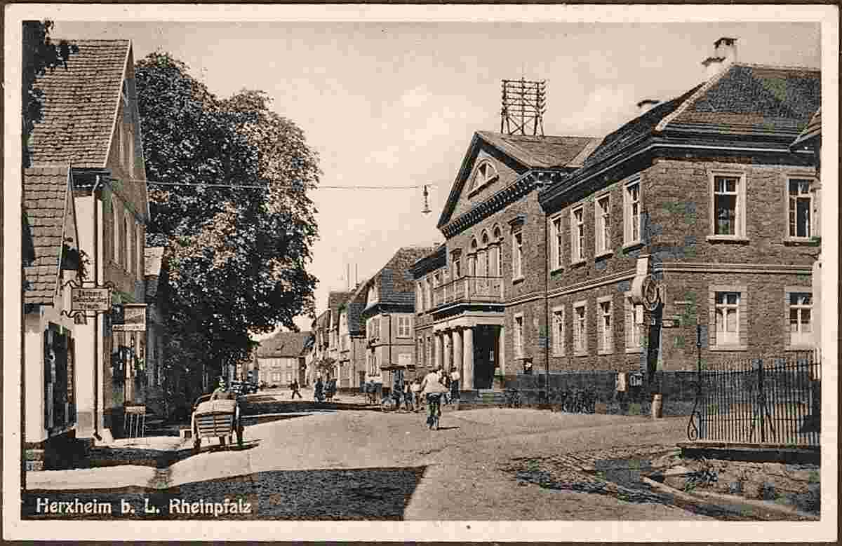 Herxheim bei Landau. Rathaus, 1939