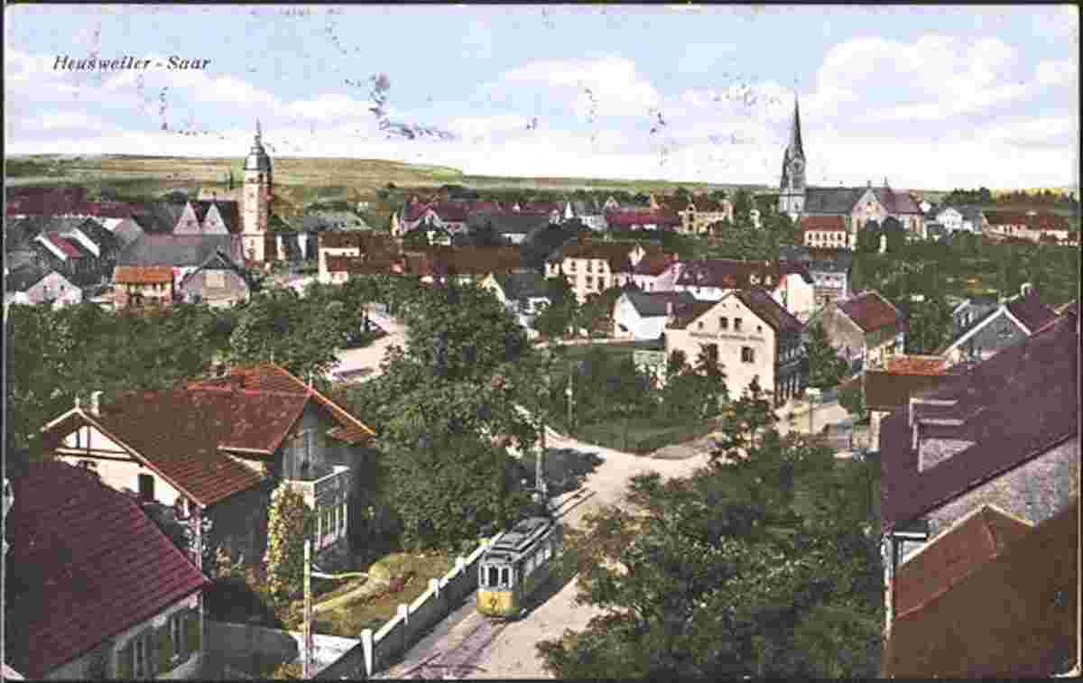 Heusweiler. Panorama mit Straßenbahn aus der Vogelschau, 1926