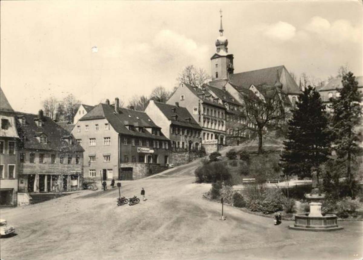 Hohenstein-Ernstthal. Mägdebrunnen, Altmarkt, Kirche