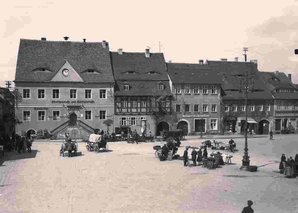 Hoyerswerda. Markt, Rathaus und Wohn- und Geschäftshäusern, zwischen 1910 und 1915