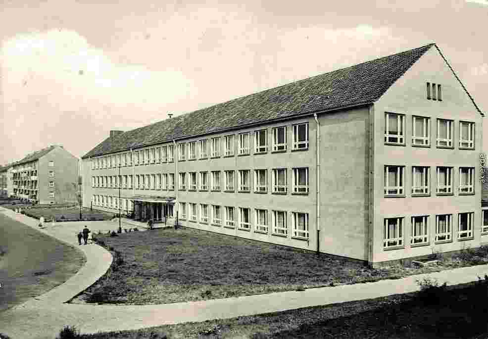 Hohenmölsen. Erich-Weinert-Oberschule, 1968