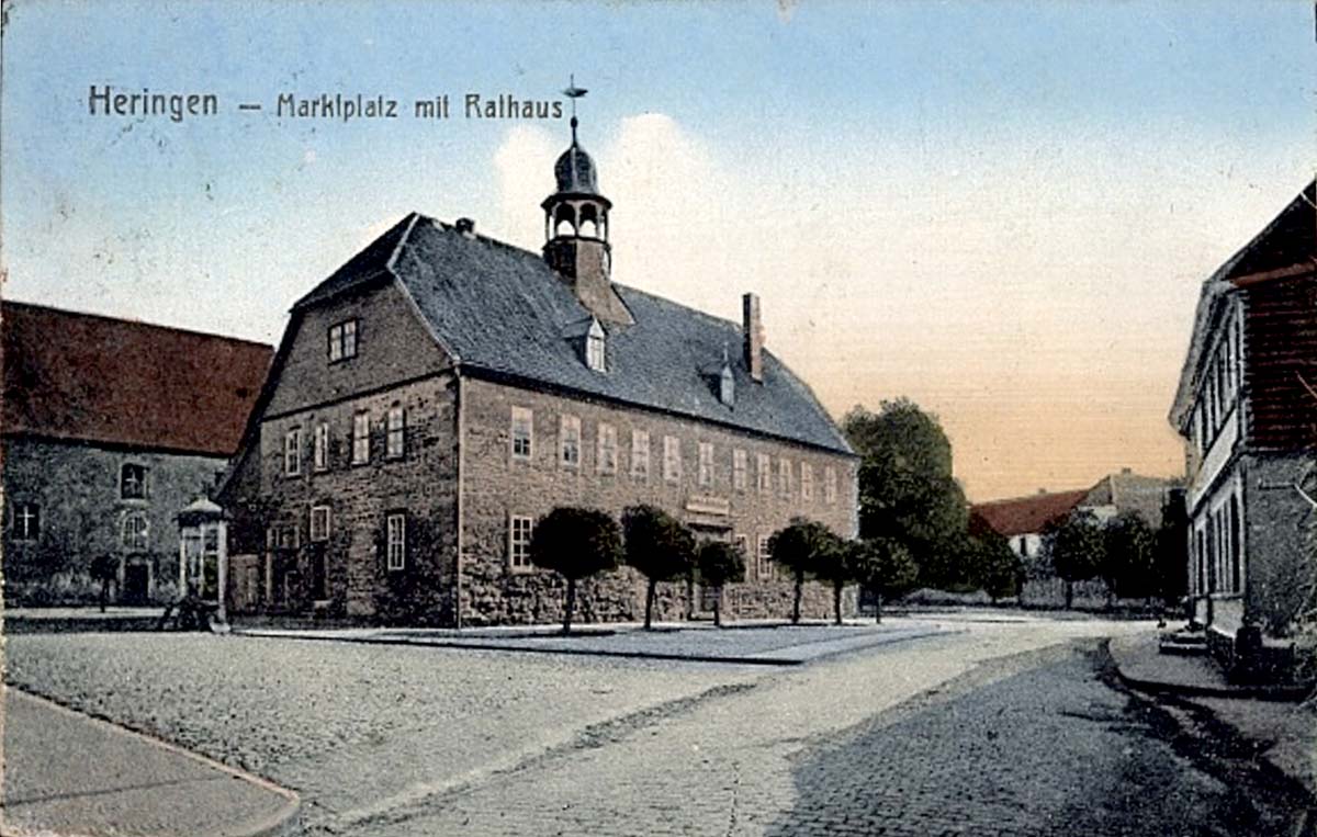Heringen (Helme). Marktplatz mit Rathaus, 1923