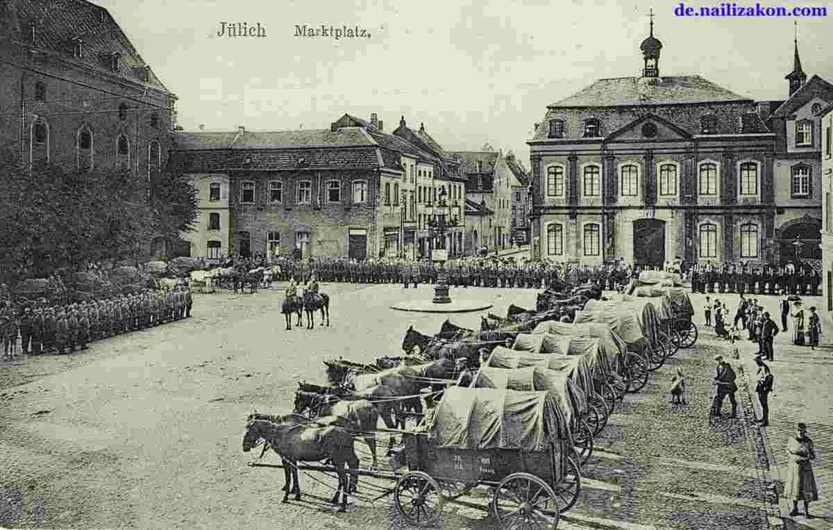 Jülich. Military parade an Marktplatz