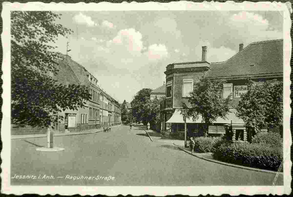 Jeßnitz. Raguhner Straße, um 1930