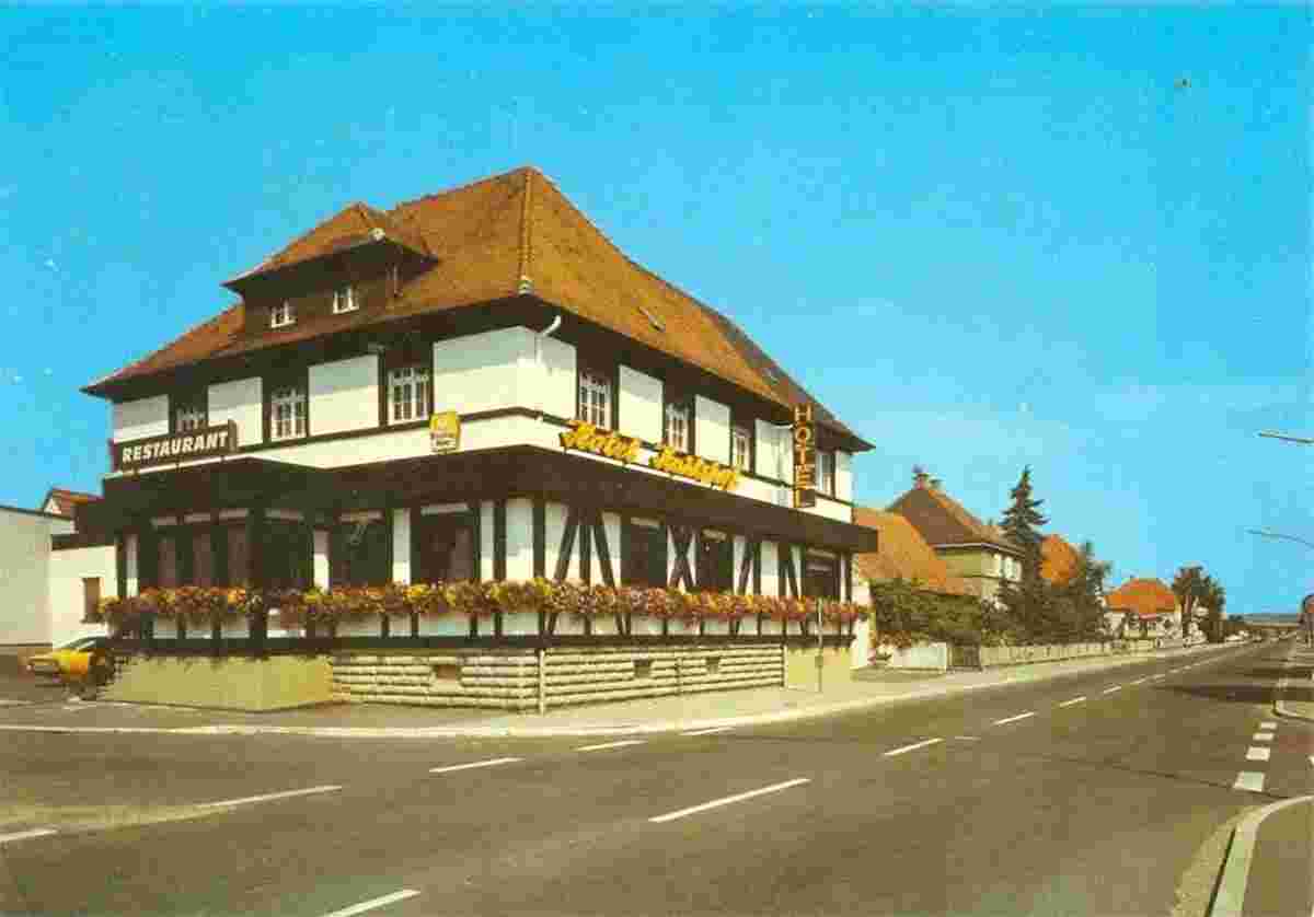 Karlsdorf-Neuthard. Hotel Restaurant 'Karlshof'