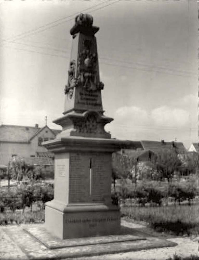Ketsch am Rhein. Franco-Prussian War memorial 1870-1871er Jahre, 1957