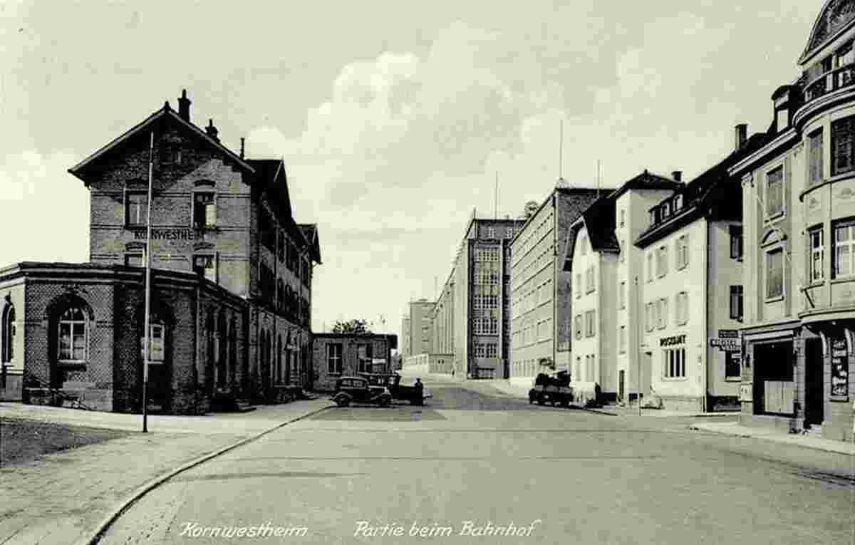Kornwestheim. Blick auf Straße und Bahnhof