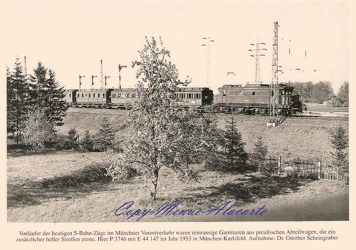 München-Karlsfeld mit E-Lok 44.147 vor P 3746 im Jahre 1953 im Vorortverkehr