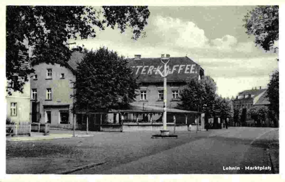 Kloster Lehnin. Lehnin - Kloster Kaffee am Marktplatz, 1961
