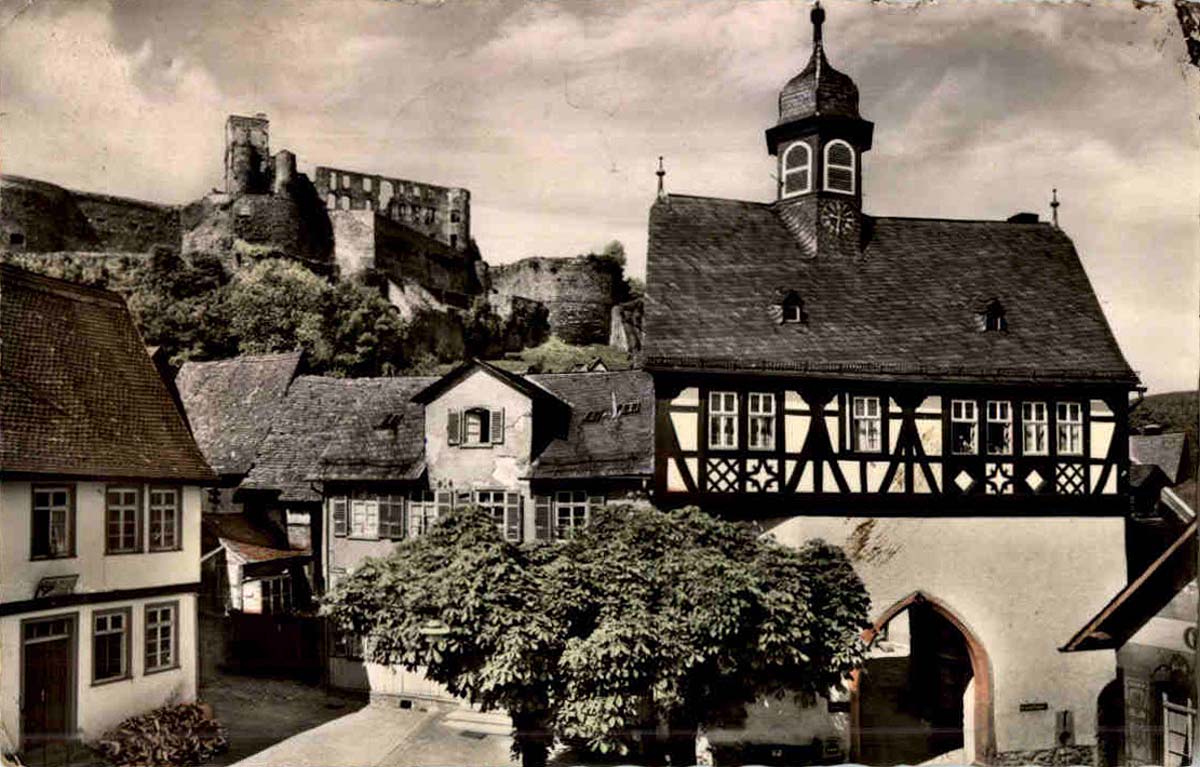 Königstein im Taunus. Alten Rathaus und Burg, 1955