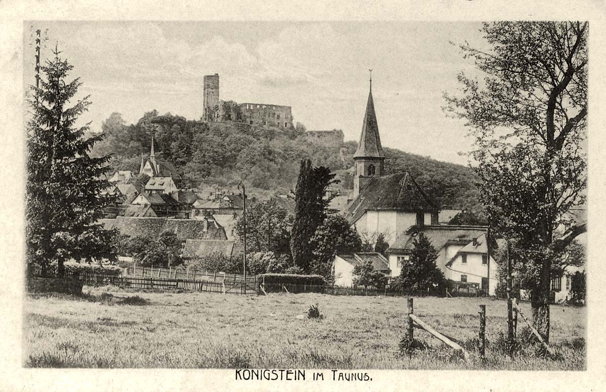 Königstein im Taunus. Panorama der Stadt, Kirchen und Schloßruine
