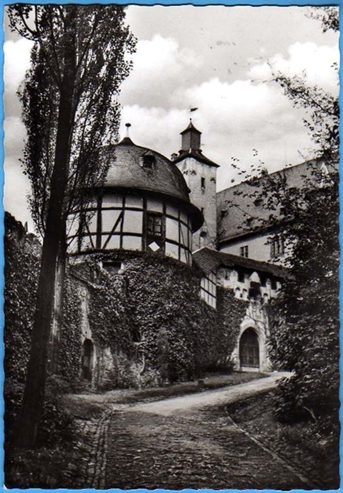 Kronberg im Taunus. Burg, Zwingerturm, 1981