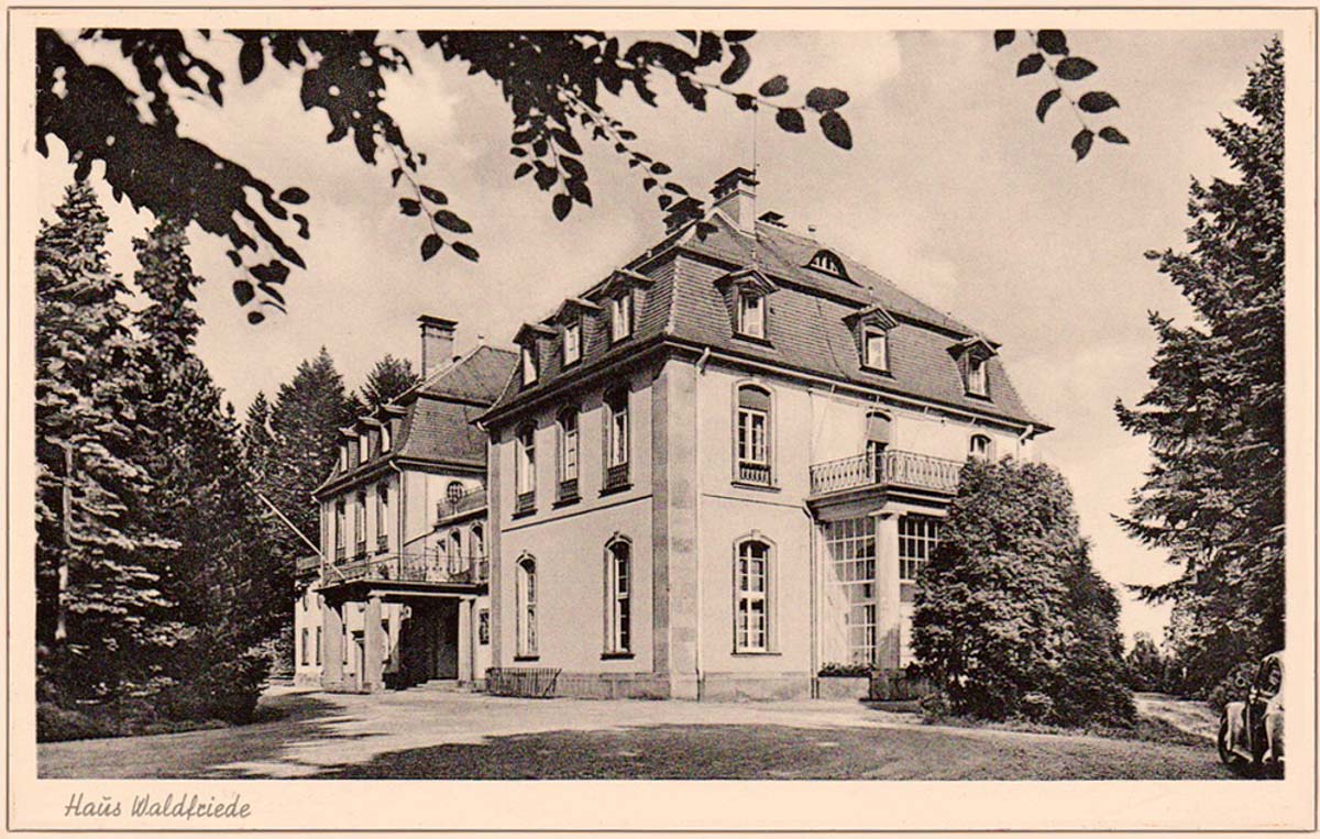 Kronberg im Taunus. Haus Waldfriede Müttergenesungsheim