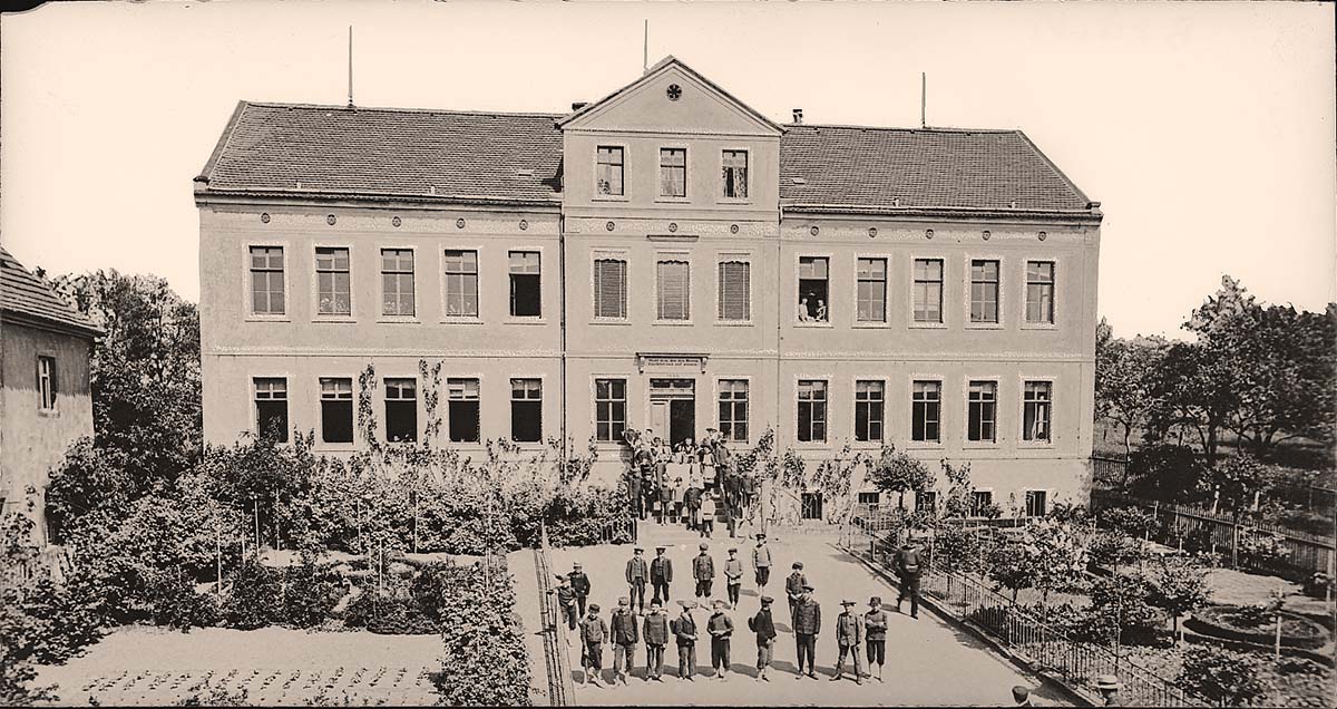 Klipphausen. Naustadt - Schule, 1916