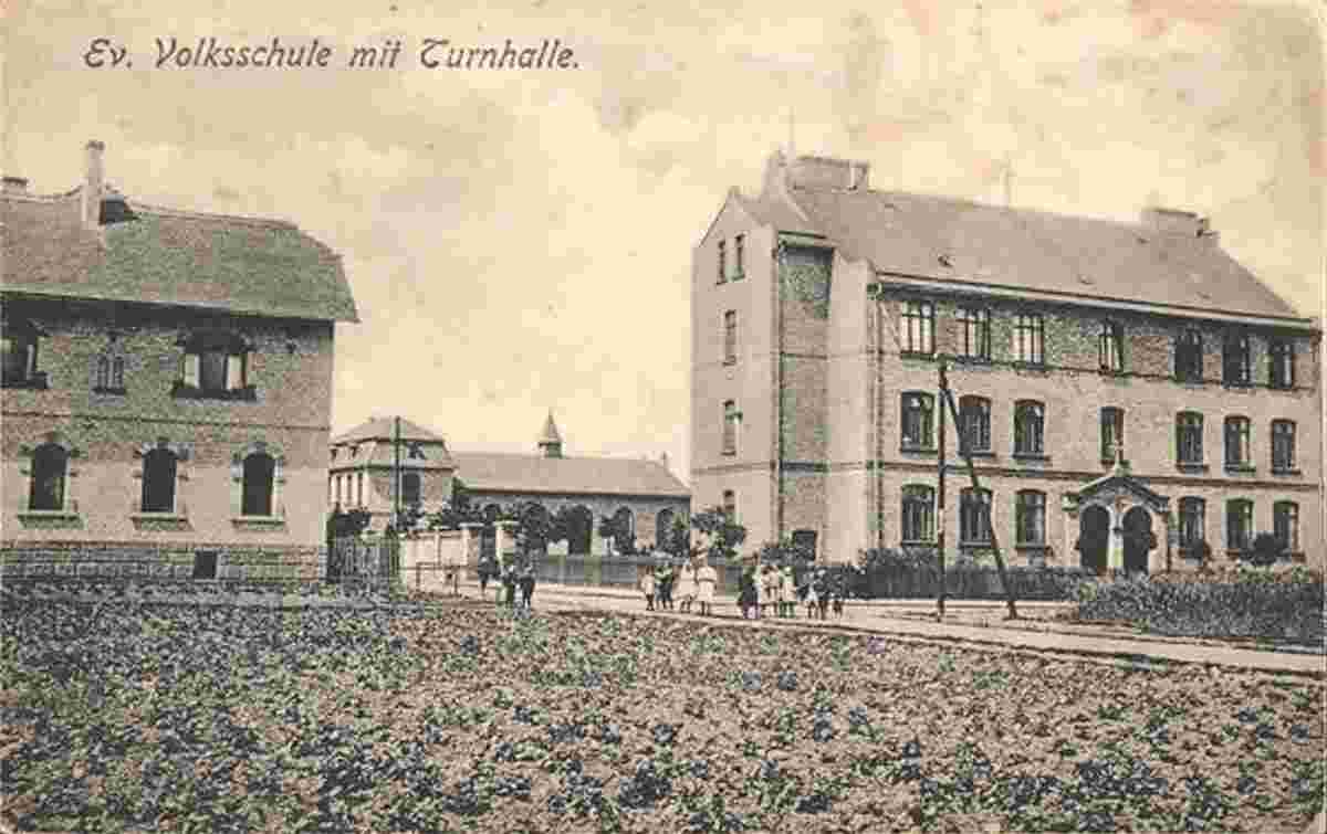 Klostermansfeld. Evangelische Volksschule mit Turnhalle, 1914