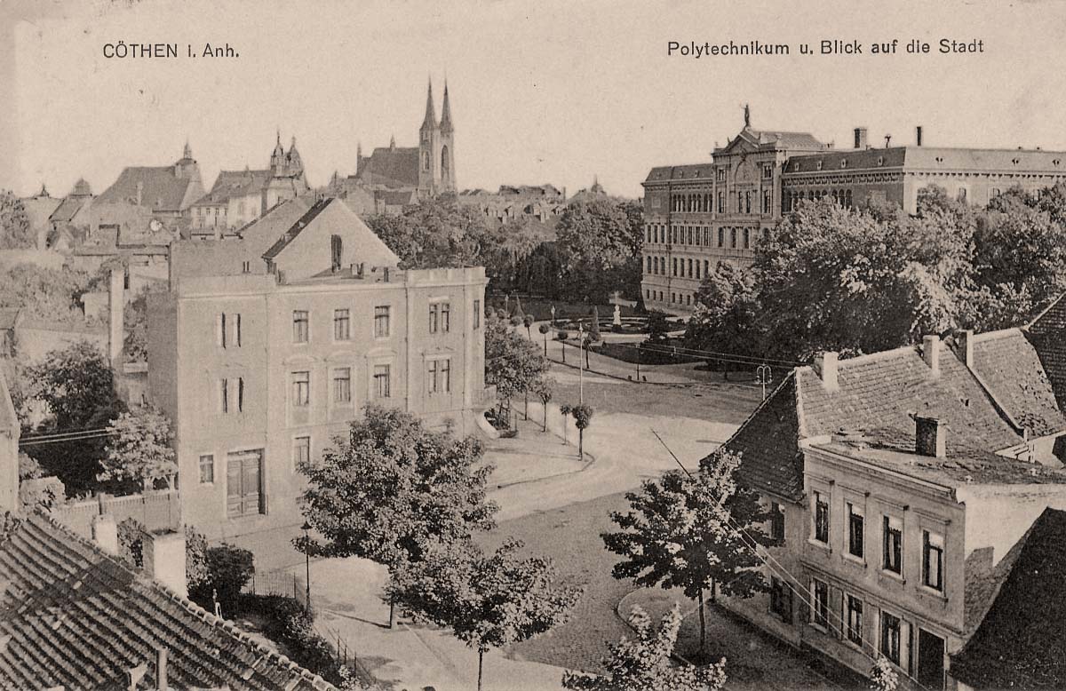 Köthen. Panorama der Stadt mit Polytechnikum