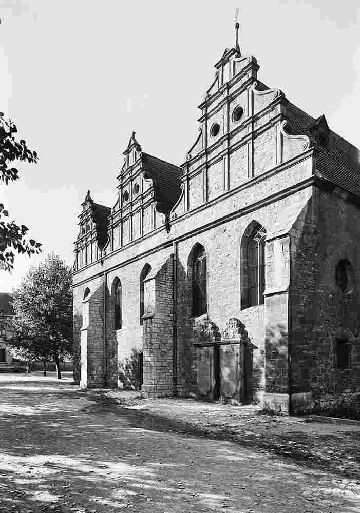 Kroppenstedt. Evangelische Kirche Sankt Martin (datierung zwischen 1451 und 1500), 1966