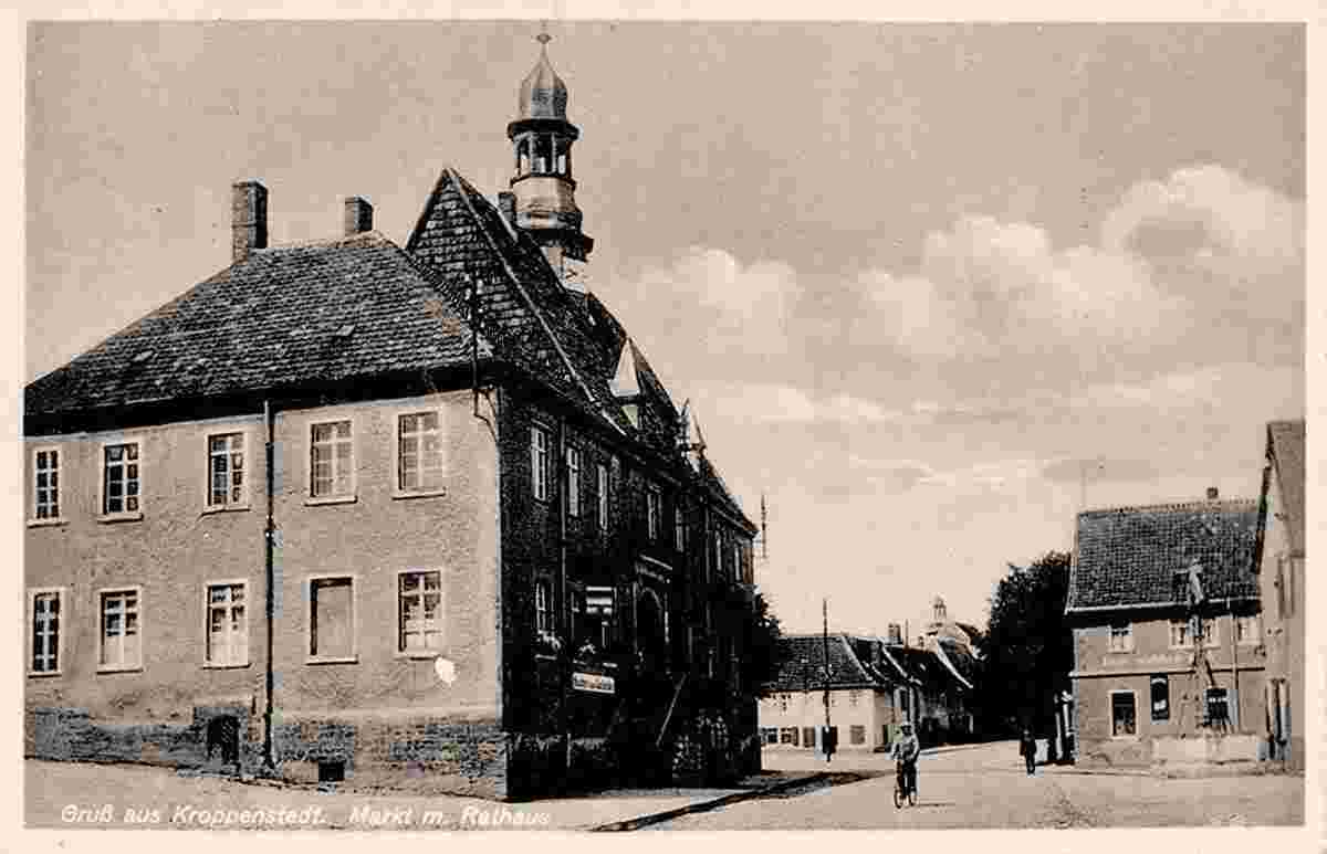 Kroppenstedt. Marktplatz mit Rathaus, 1913