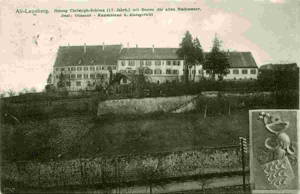 Leonberg. Herzog Christoph-Schloß mit Resten der alten Stadtmauer
