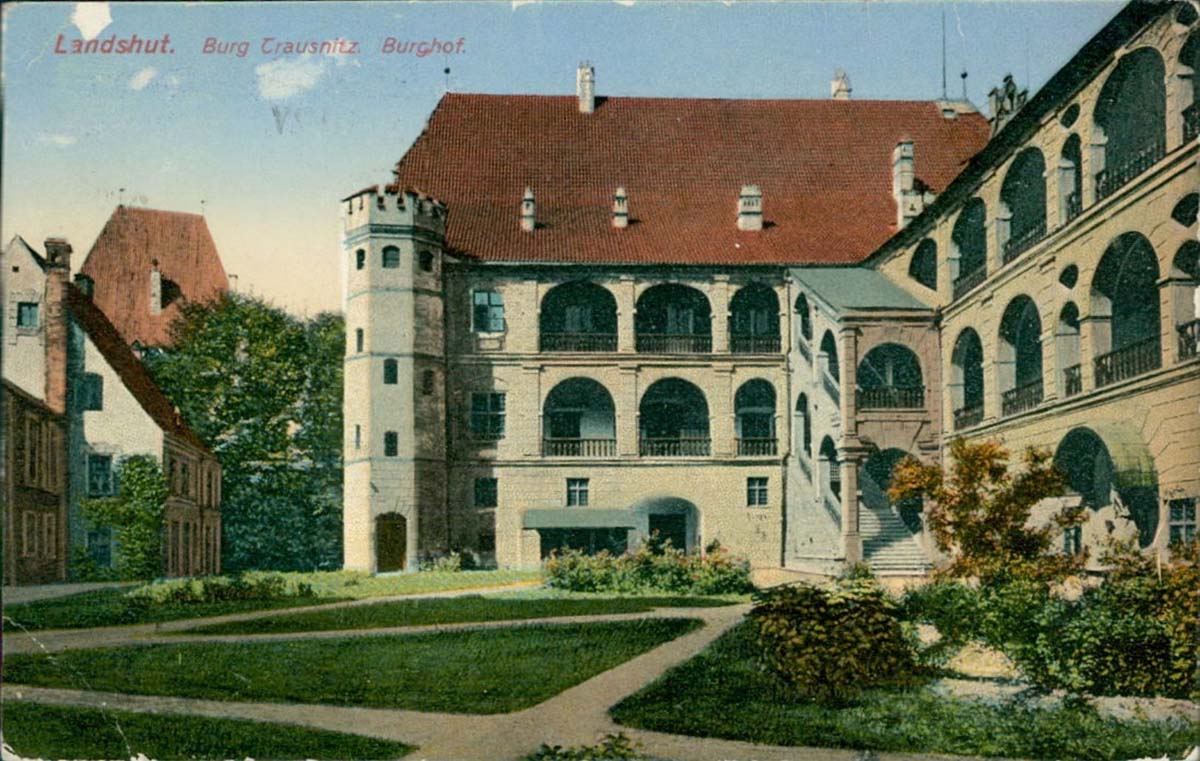 Landshut. Burg Trausnitz, Burghof, 1915