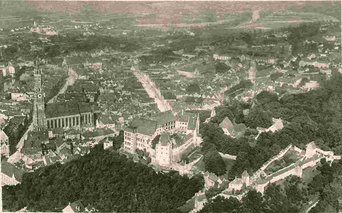 Landshut. Panorama von Burg Trausnitz und Landshut, 1953