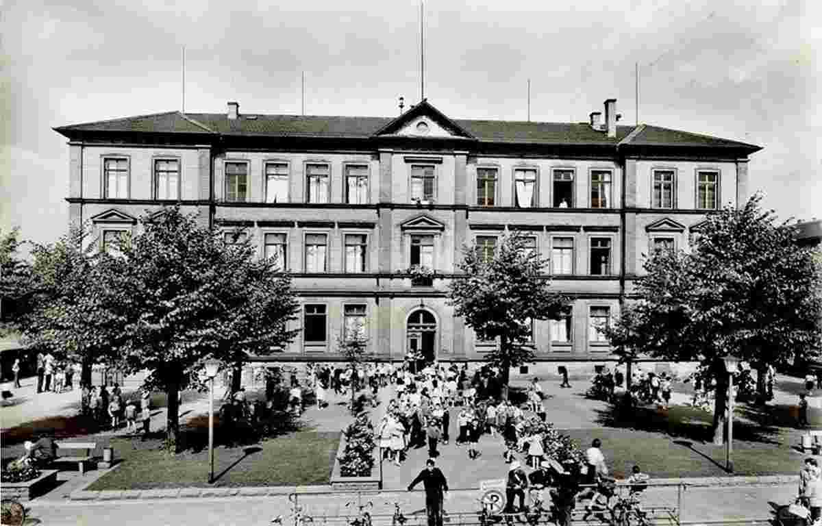 Lampertheim. Schiller-Schule, Bergstraße, um 1960