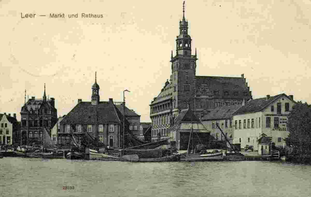 Leer. Markt und Rathaus, 1913