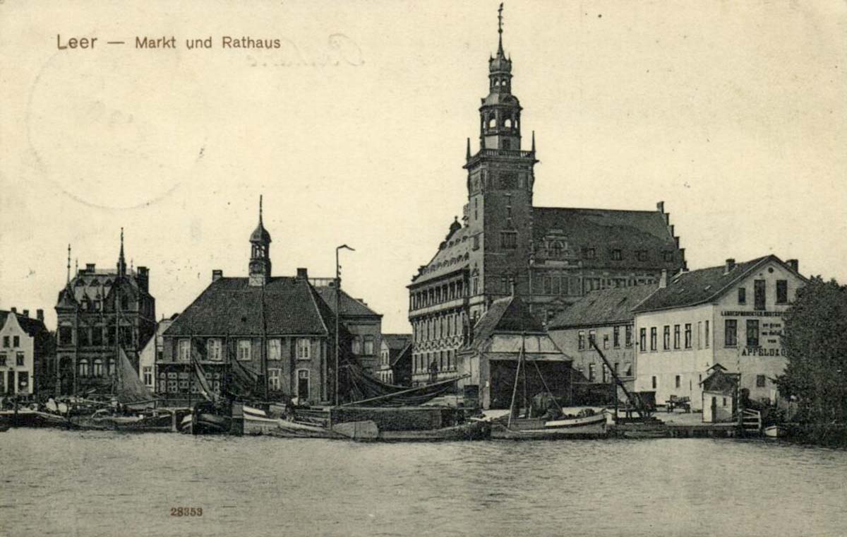 Leer (Ostfriesland). Markt und Rathaus, 1913
