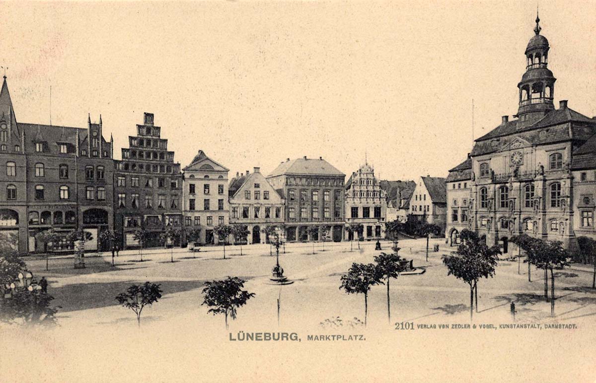 Lüneburg. Marktplatz, Rathaus