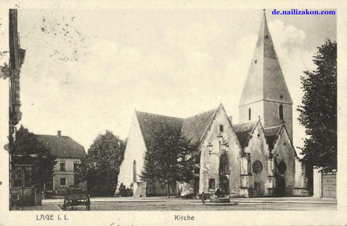 Lage (Lippe). Stadtplatz mit Kirche, 1923
