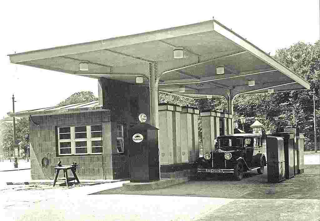 Leipzig. Tankstelle Georgiring, 1925