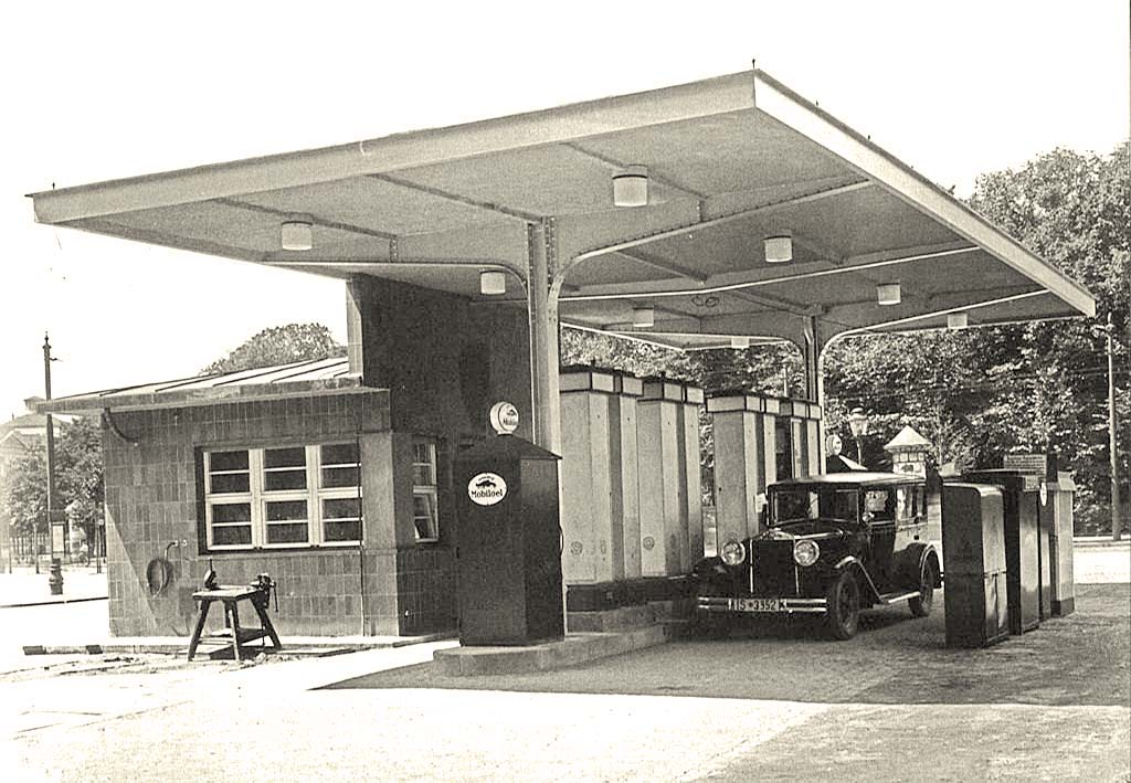 Leipzig. Tankstelle Georgiring, 1925