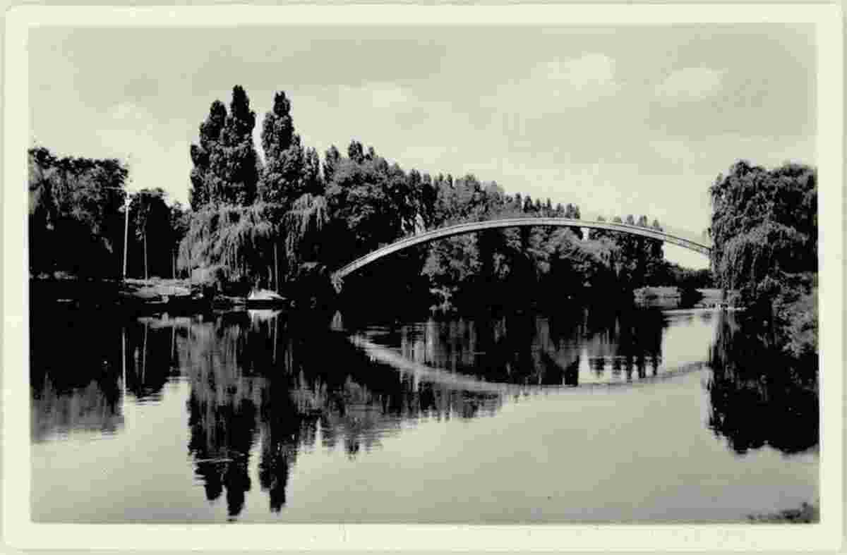 Leuna. Waldbad Brücke, 1957