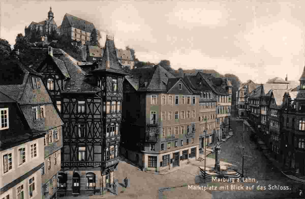 Marburg. Marktplatz mit Blick auf das Schloß