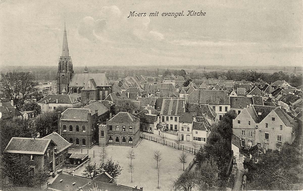 Moers (Mörs). Altstadt von der Katholischen Kirche aus, 1899