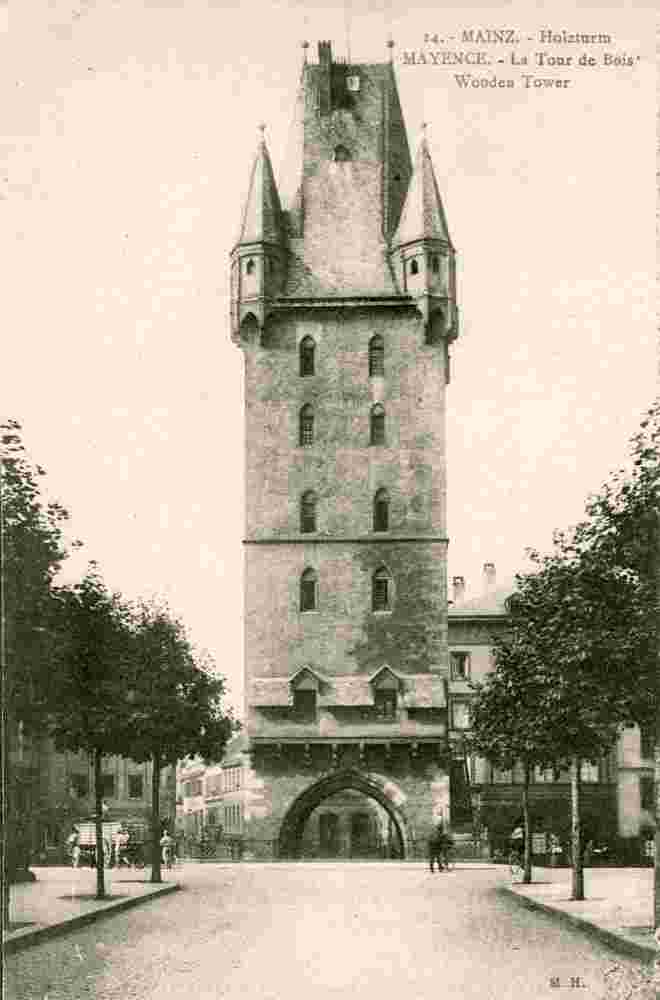 Mainz. Holzturm